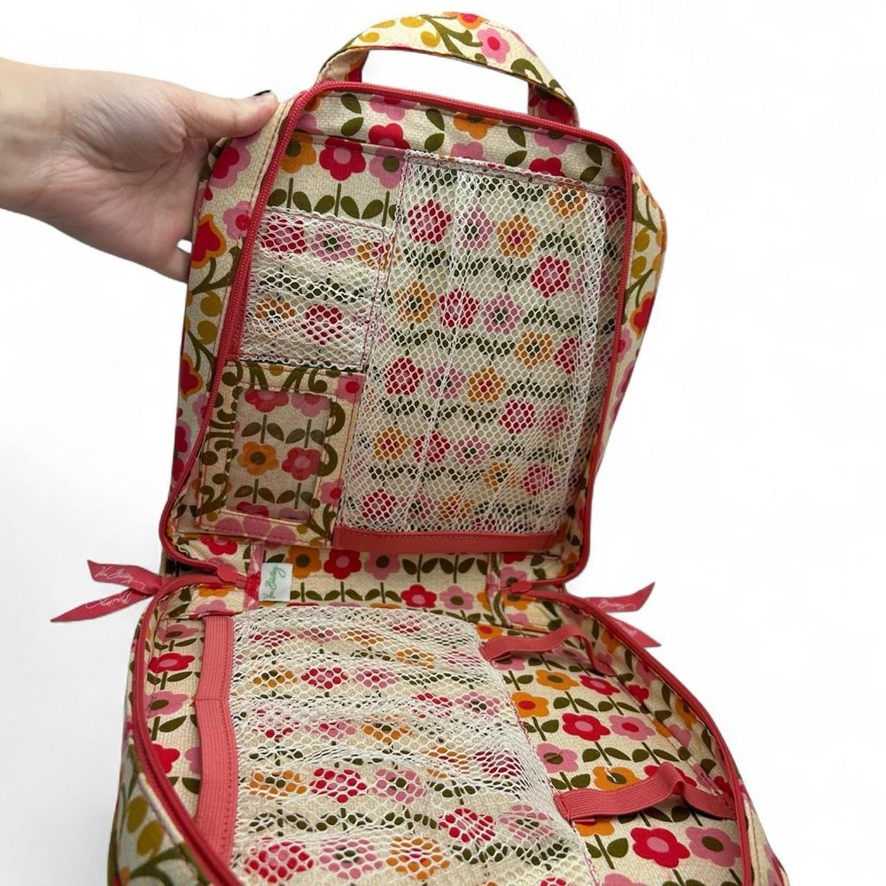 2000s Whimsical Vera Bradley Pink Floral Travel Toiletry Bag - Picture 5 of 6